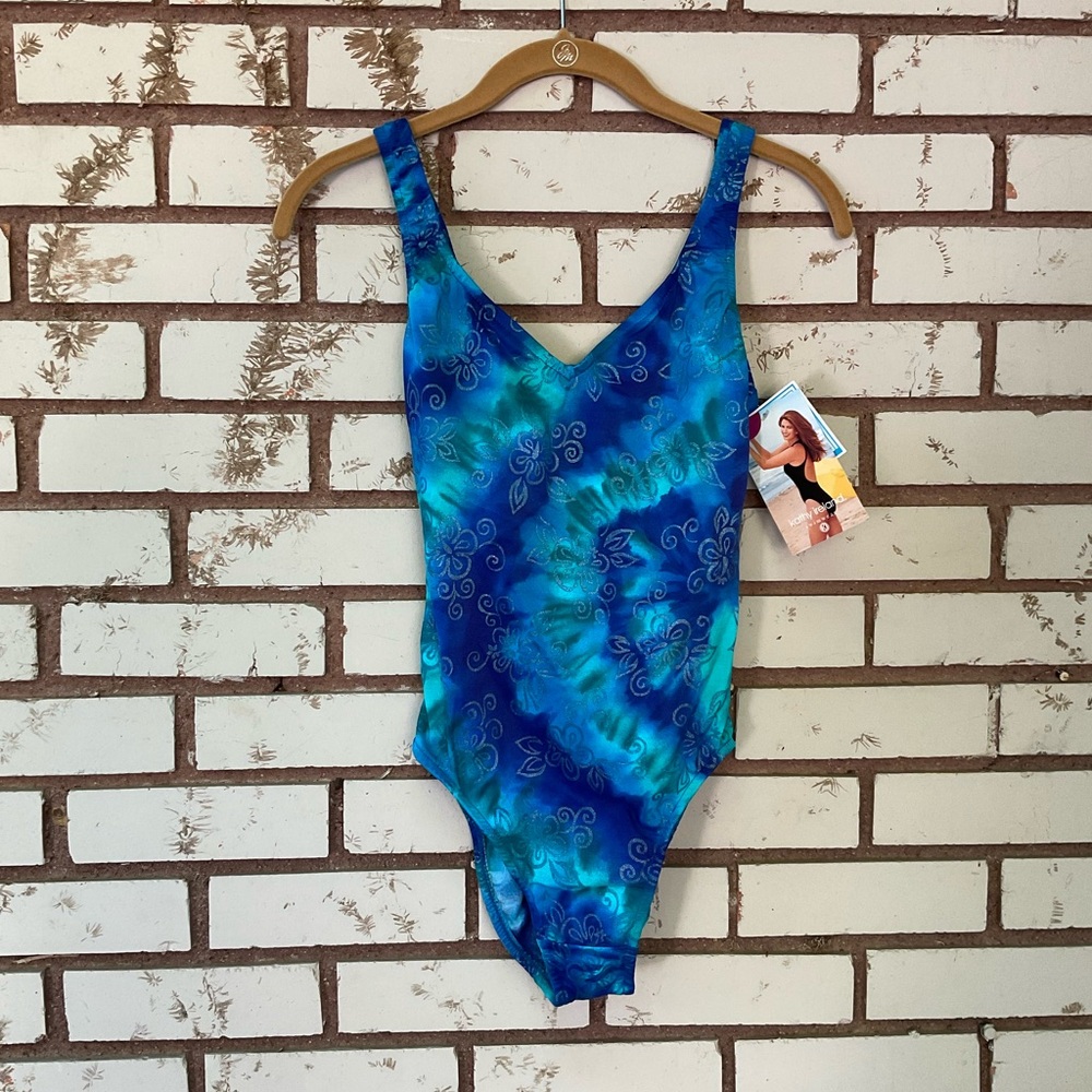NEW Kathy Ireland One Piece Swimsuit Size 8